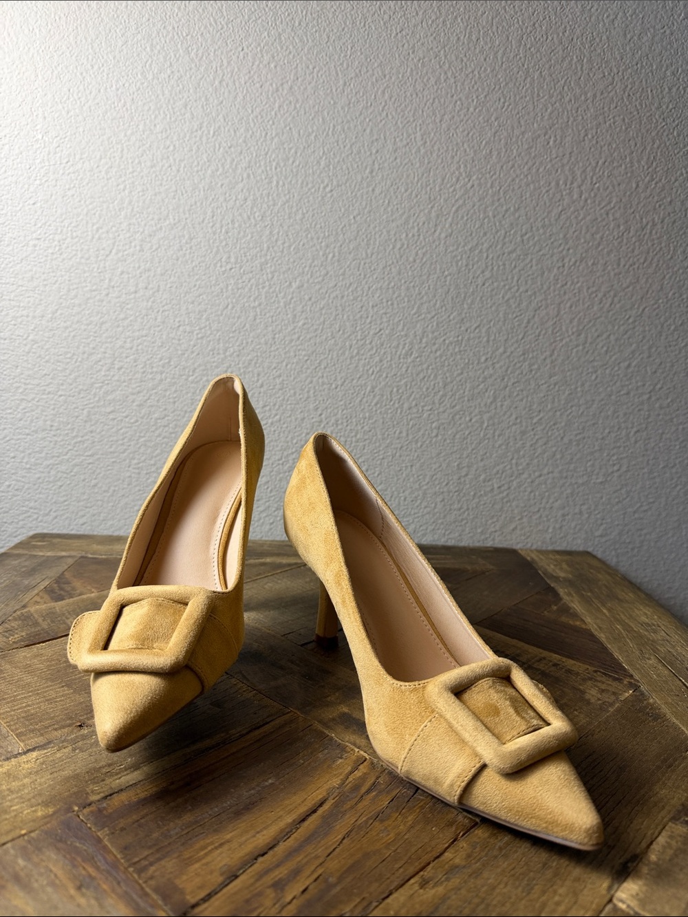 Size 9.5 Women's Mustard Suede Pointed-Toe Pumps with Buckle